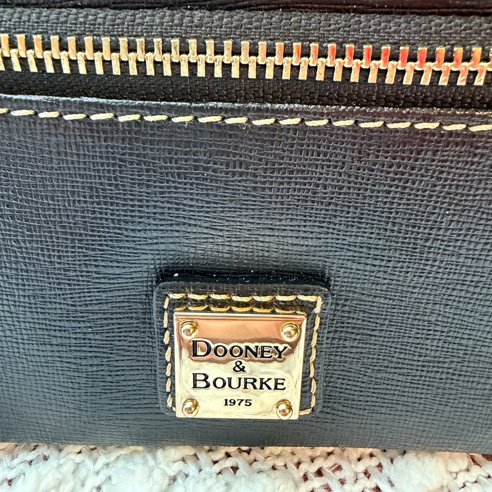 Dooney & Bourke Black Triple-Zip Wristlet 5x8 NWOT - Picture 2 of 11